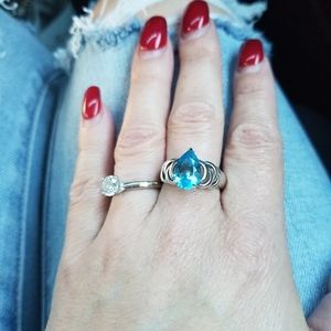 Gorgeous light blue sapphire size 8